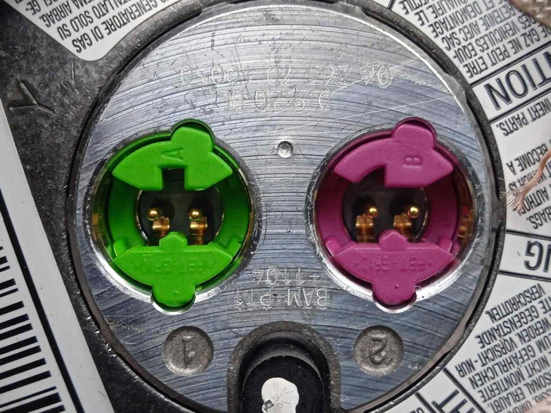 Recambio de airbag delantero izquierdo para land rover freelander (lr2) 2.2 td4 cat referencia OEM IAM 6H52043B13ABW  