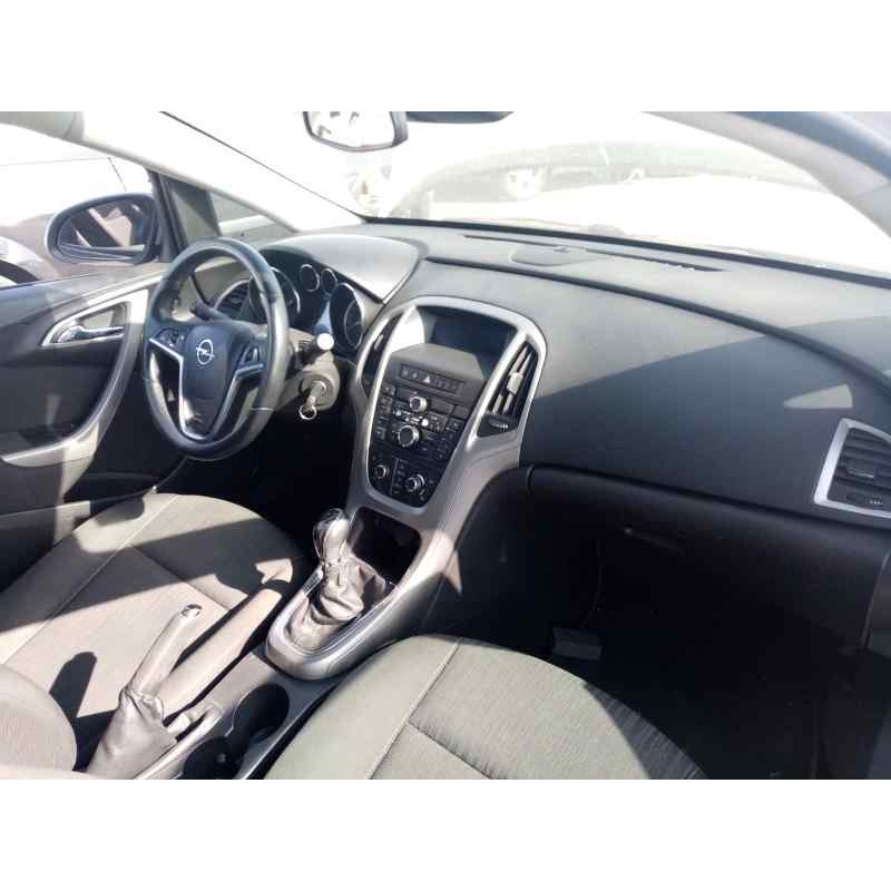 Recambio de cinturon seguridad trasero derecho para opel astra j lim. 1.7 16v cdti referencia OEM IAM   