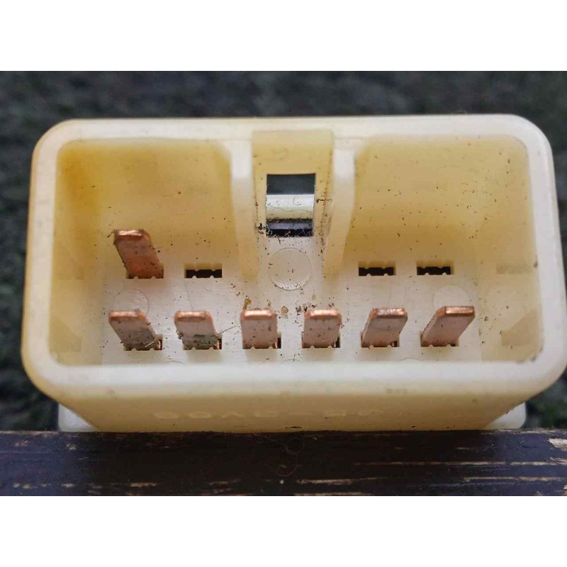 Recambio de interruptor para isuzu n-serie 5.2 diesel referencia OEM IAM 8972604011 REGULADOR ALTURA FAROS 