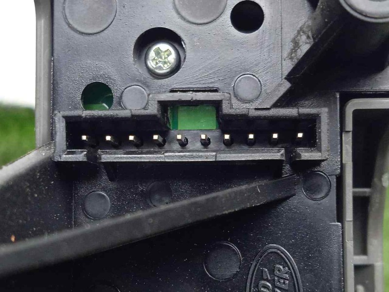 Recambio de mando volante para land rover freelander (lr2) 2.2 td4 cat referencia OEM IAM 5H2214K147EB  