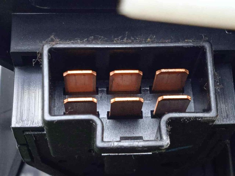 Recambio de mando calefaccion / aire acondicionado para isuzu n-serie 5.2 diesel referencia OEM IAM SINREFERENCIA  