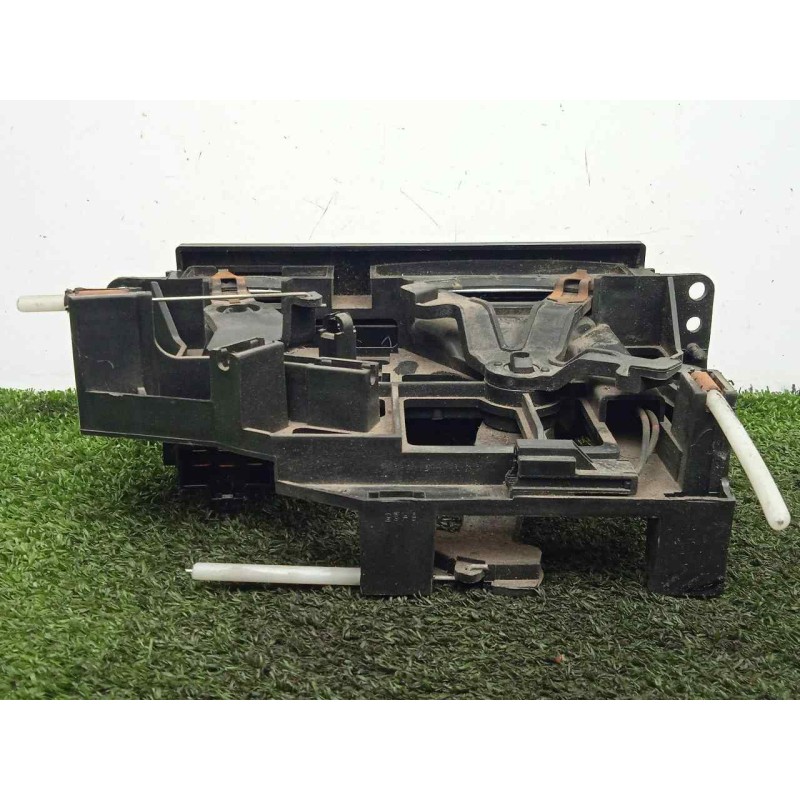 Recambio de mando calefaccion / aire acondicionado para isuzu n-serie 5.2 diesel referencia OEM IAM SINREFERENCIA  