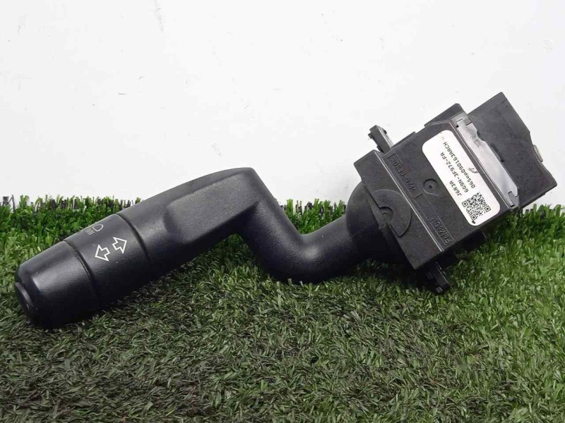 Recambio de mando luces para land rover freelander (lr2) 2.2 td4 cat referencia OEM IAM 6G9N3F972FA  