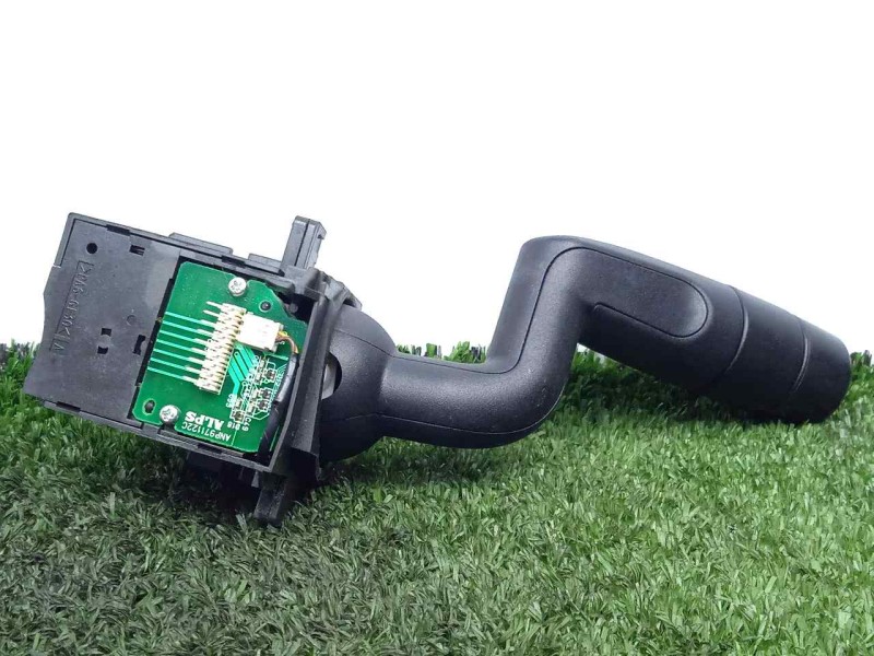 Recambio de mando luces para land rover freelander (lr2) 2.2 td4 cat referencia OEM IAM 6G9N3F972FA  