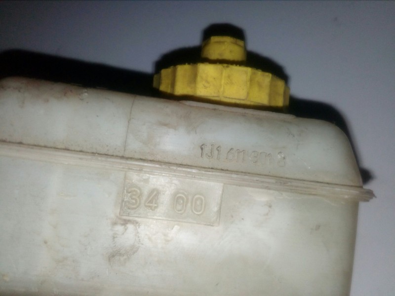 Recambio de bomba freno para seat toledo (1m2) 1.9 tdi referencia OEM IAM 1J16113018  