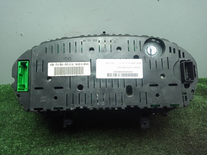 Recambio de cuadro instrumentos para seat ibiza (6l1) 1.4 16v referencia OEM IAM 110080104011A CON.TARAS 