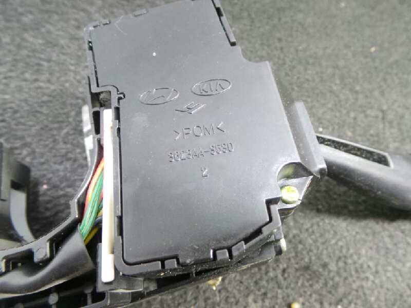 Recambio de mando limpia para hyundai grandeur / azera 2.2 crdi referencia OEM IAM 3623AA3530-3623AA1210  