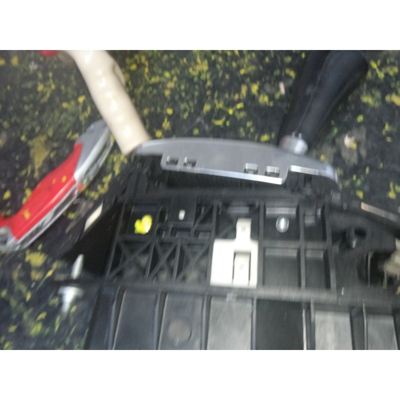 Recambio de pomo palanca cambio para audi allroad quattro (4b5) 2.5 v6 24v tdi referencia OEM IAM 4B0713041J AUTOMATICA 