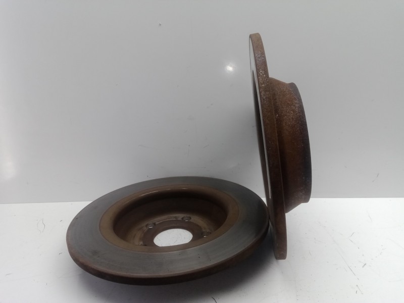 Recambio de disco freno trasero para ford kuga (cbv) 2.0 tdci cat referencia OEM IAM   
