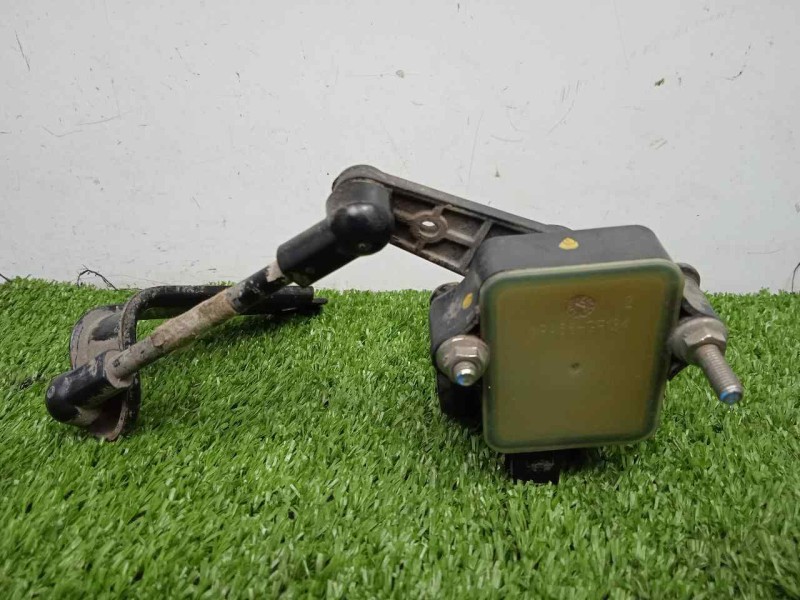 Recambio de regulador faros para ford mondeo lim. 1.5 ecoboost cat referencia OEM IAM J150715153A  