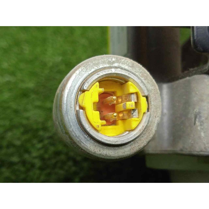 Recambio de cinturon seguridad delantero derecho para nissan x-trail (t30) 2.2 16v turbodiesel cat referencia OEM IAM SINREFEREN