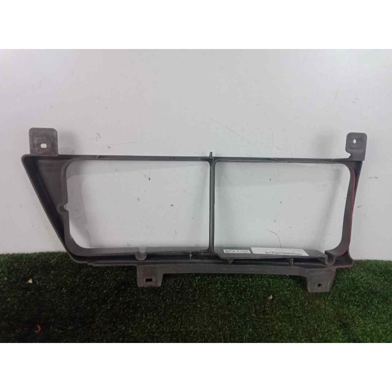 Recambio de moldura para isuzu n-series npr / nqr 4.8 referencia OEM IAM 8975810890 MOLDURA FARO DOBLE 