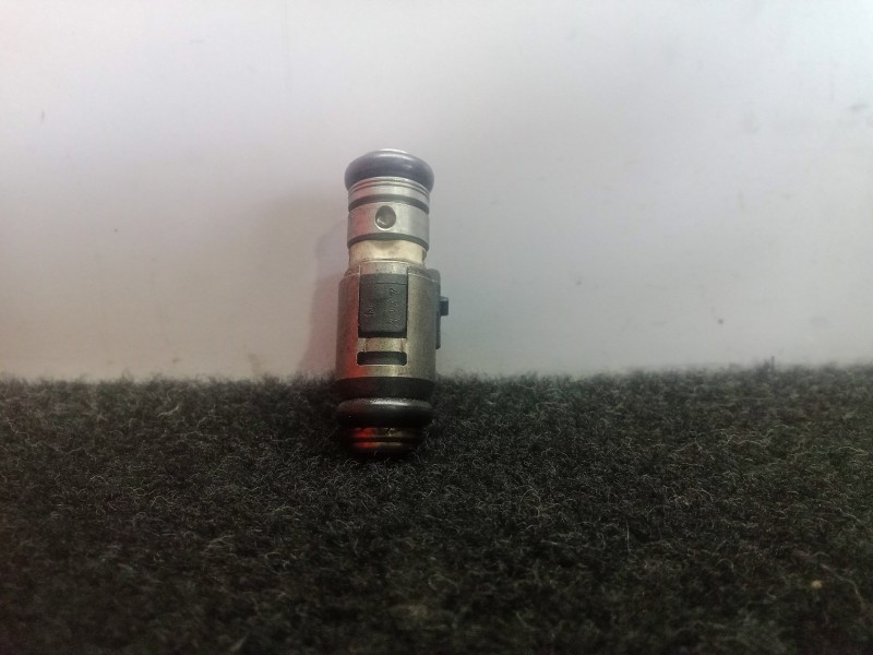 Recambio de inyector para fiat panda (169) 1.2 cat referencia OEM IAM NOTIENEREFERENCIA  