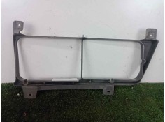 Recambio de moldura para isuzu n-series npr / nqr 4.8 referencia OEM IAM 8975810880 MOLDURA FARO  2