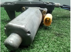 Recambio de elevalunas delantero derecho para renault clio ii fase i (b/cbo) 1.4 referencia OEM IAM  ELECTRICO - 2.PINES 5.PUERT 2
