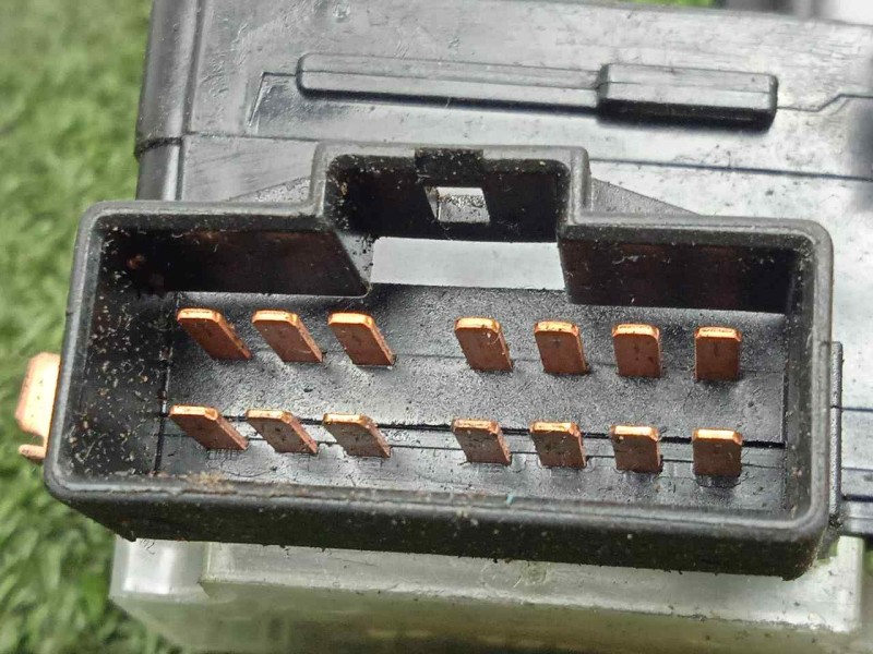 Recambio de mando limpia para hyundai h 1 2.5 crdi cat referencia OEM IAM  LIMPIA TRASERO 14.PIN