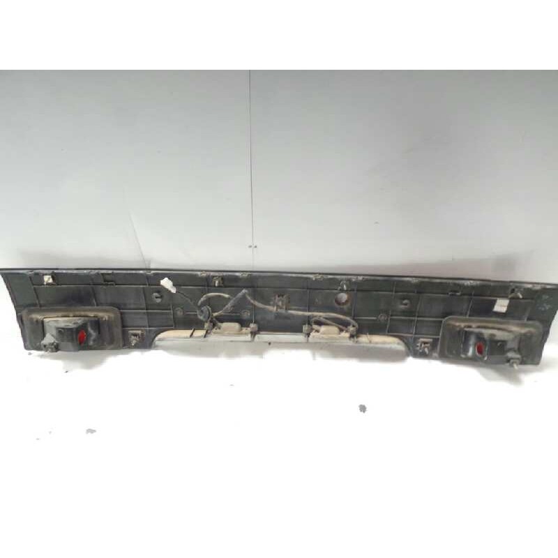 Recambio de piloto trasero central para mitsubishi santamo (hyundai) 2.0 cat referencia OEM IAM   