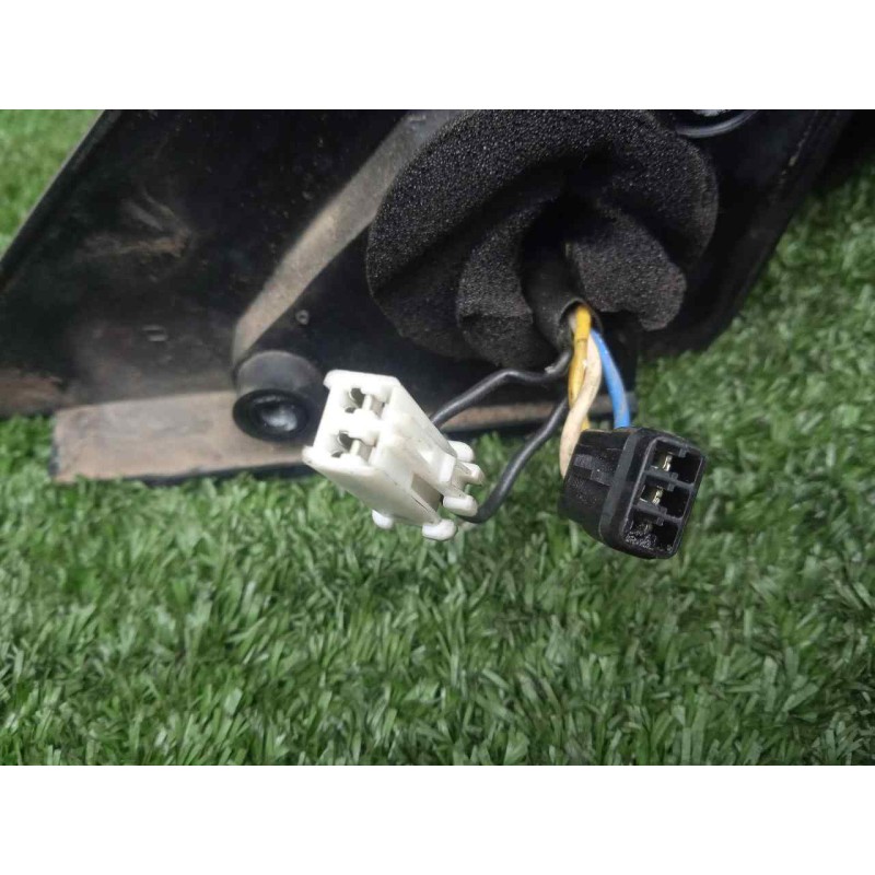 Recambio de retrovisor derecho para mitsubishi galant berlina (e30) 2.0 cat referencia OEM IAM  ELECTRICO - 2.CONECTORES NEGRO