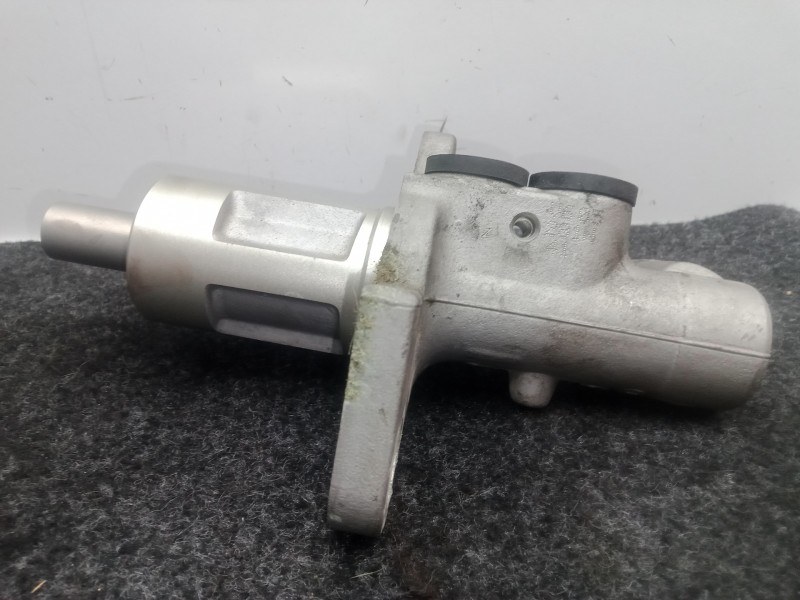 Recambio de bomba freno para audi a4 berlina (8e) 1.8 20v turbo referencia OEM IAM V605-281N-3115WJT8  