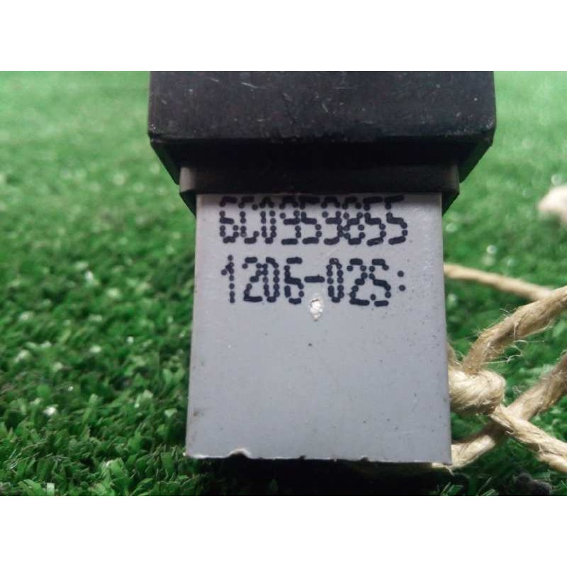 Recambio de mando elevalunas trasero izquierdo para volkswagen polo (6c1) 1.2 tsi referencia OEM IAM 6C0959855-6R0867255  