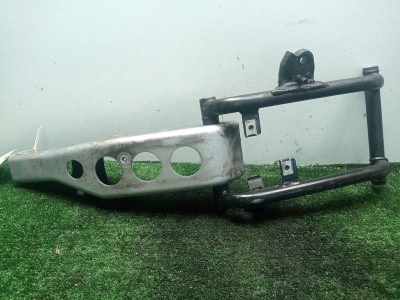 Recambio de soporte motor para bmw f 650 referencia OEM IAM 46517650212 R13 - 00-06 