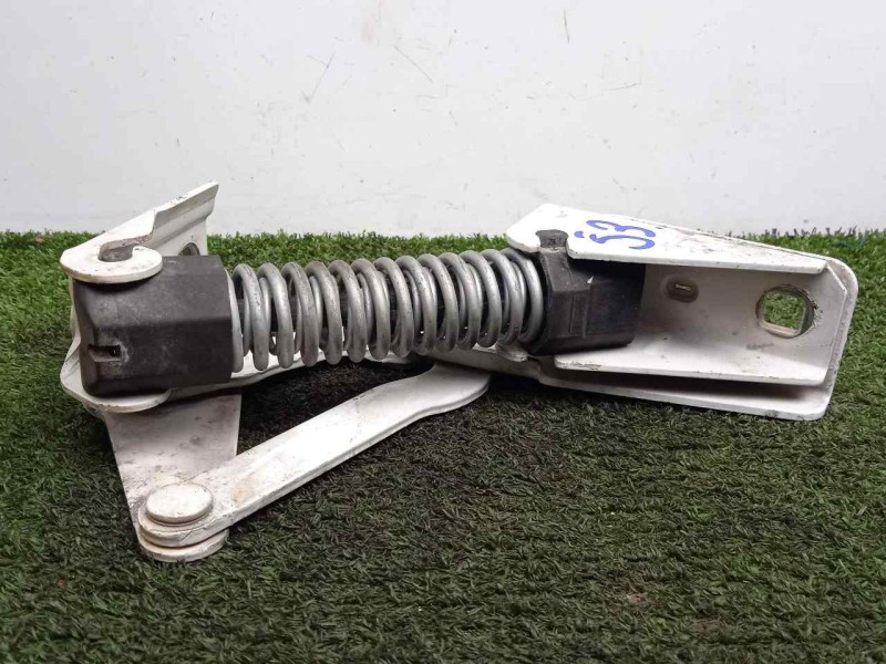 Recambio de bisagra para iveco daily furgón 2.3 diesel cat referencia OEM IAM 5801604445 CAPOT IZQUIERDA