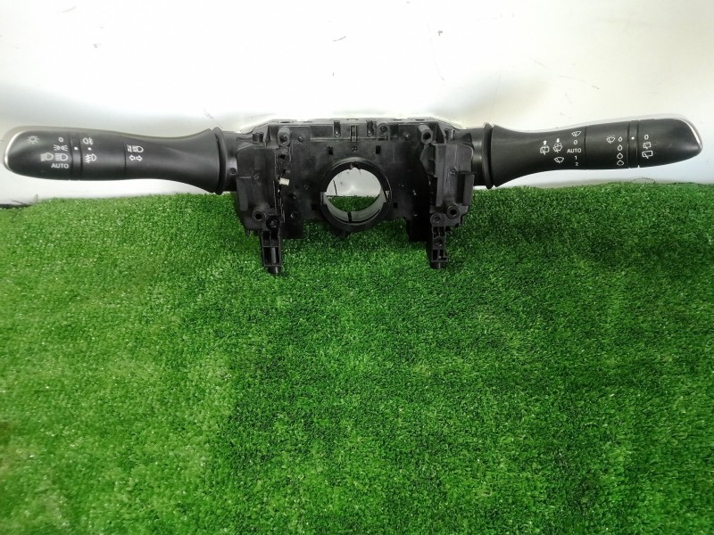 Recambio de mando luces para renault kadjar 1.5 dci diesel fap energy referencia OEM IAM 255678341R  