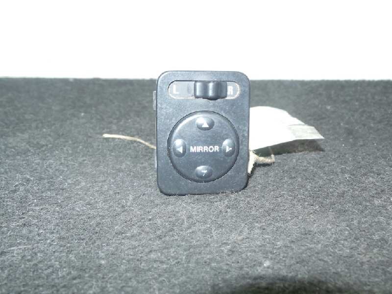 Recambio de mando retrovisor para mitsubishi santamo (hyundai) 2.0 cat referencia OEM IAM 9353028000  7 PINES