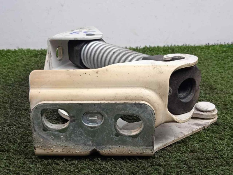 Recambio de bisagra para iveco daily furgón 2.3 diesel cat referencia OEM IAM 5801604445 CAPOT IZQUIERDA