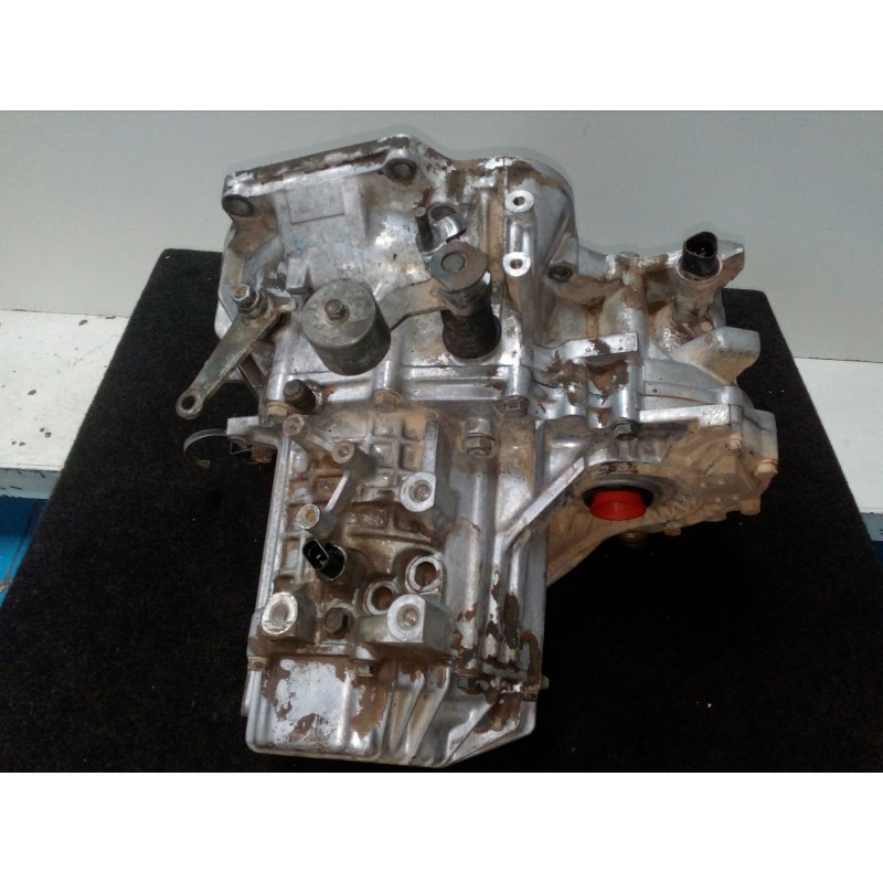 Recambio de caja cambios para hyundai matrix (fc) 1.8 cat referencia OEM IAM J21873 5.VELOCIDADES MANUAL