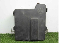 Recambio de caja reles / fusibles para iveco daily furgón 2.3 diesel cat referencia OEM IAM 5801585968  