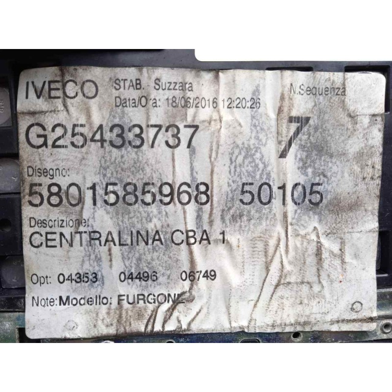 Recambio de caja reles / fusibles para iveco daily furgón 2.3 diesel cat referencia OEM IAM 5801585968  