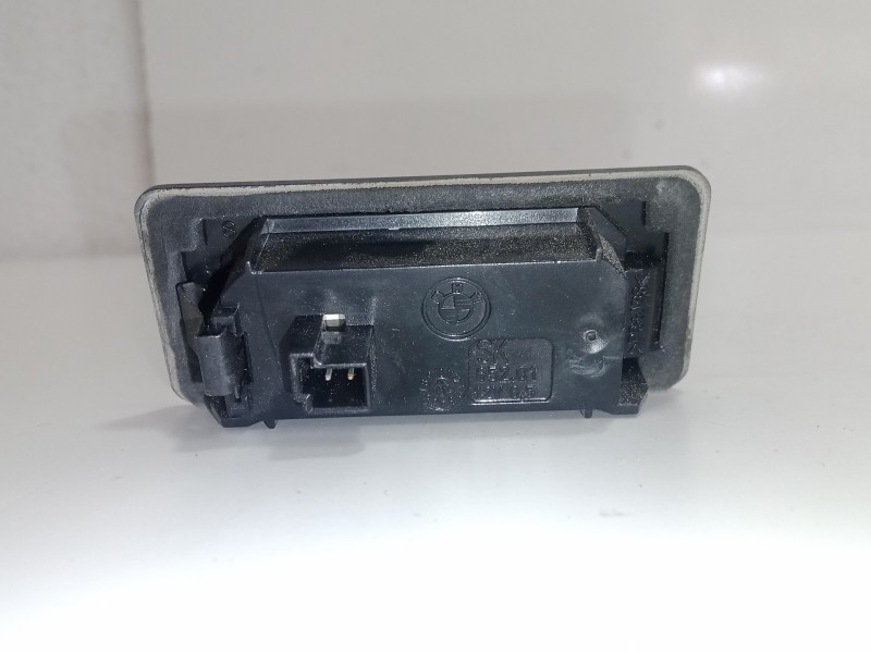 Recambio de piloto matricula para bmw serie 3 lim. (f30) 2.0 16v diesel referencia OEM IAM 63267193293  