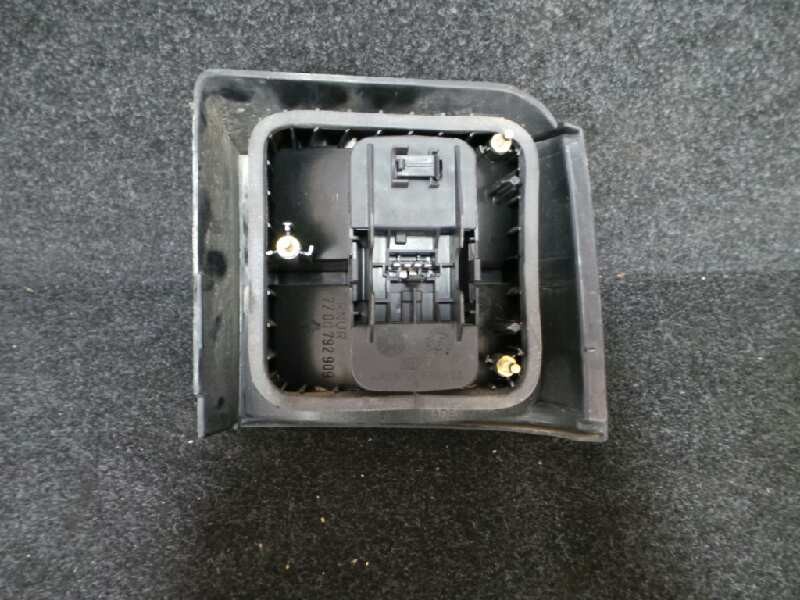 Recambio de piloto trasero izquierdo para renault 21 berlina (b/l48) 1.8 referencia OEM IAM  21. - 1.SERIE 