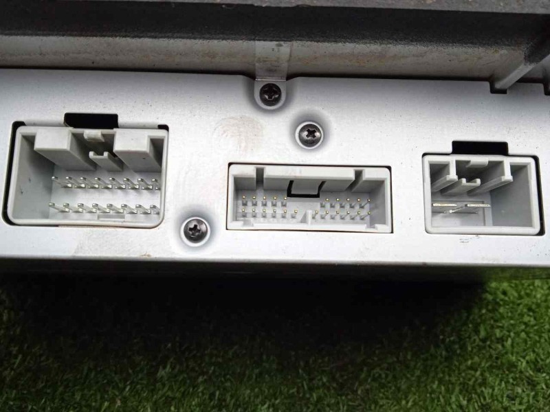 Recambio de sistema audio / radio cd para volvo xc90 2.4 diesel cat referencia OEM IAM 30732823  