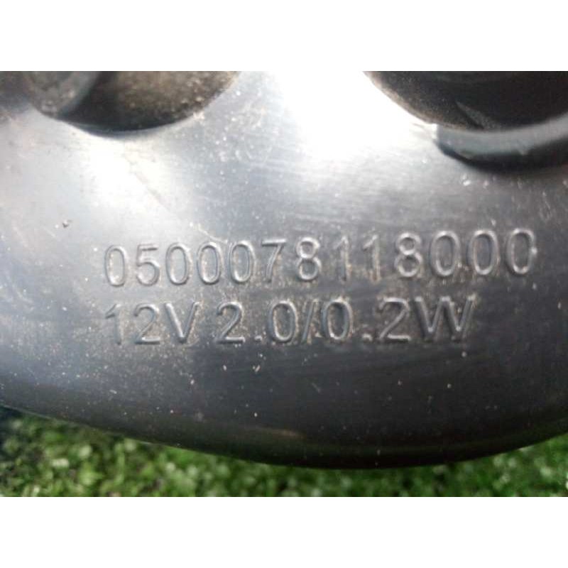 Recambio de piloto trasero central para keeway rkv 125 referencia OEM IAM 0500078118000 PILOTO.TRASERO 