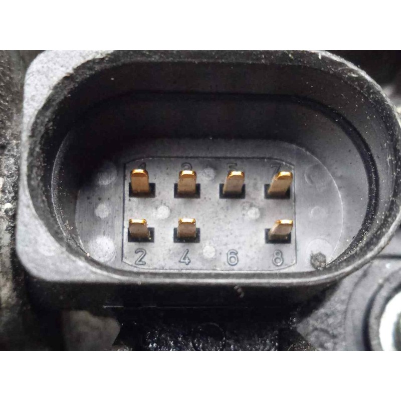 Recambio de caja mariposa para volkswagen golf iv berlina (1j1) 1.6 referencia OEM IAM 06A133064J  