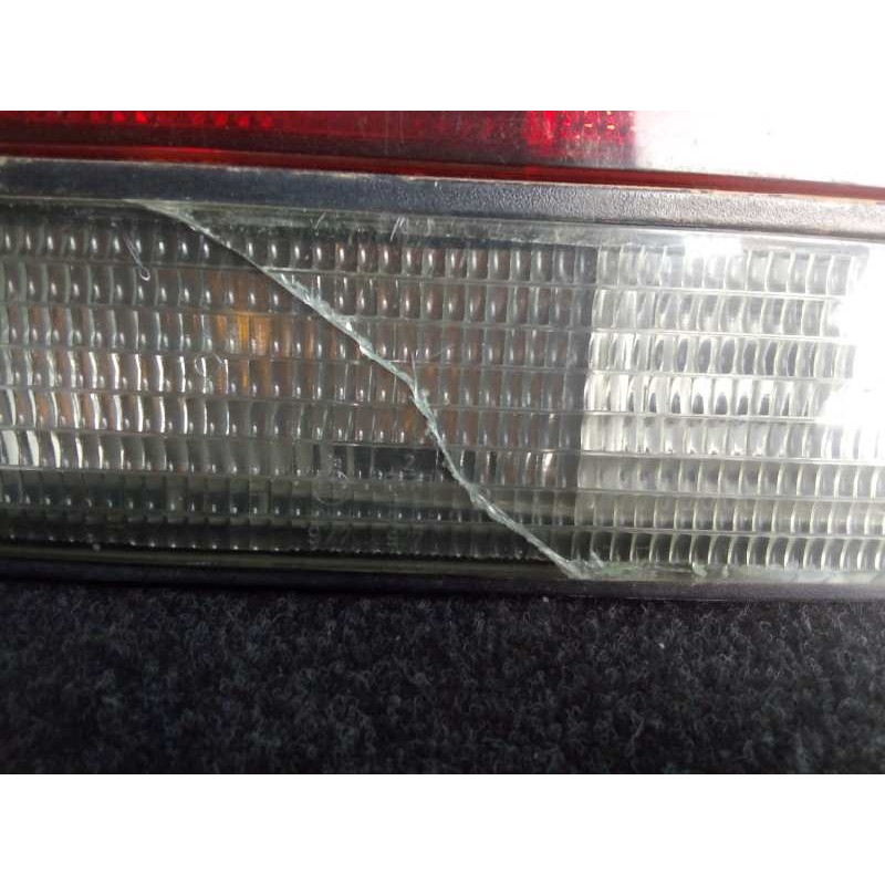 Recambio de piloto trasero izquierdo para peugeot 405 berlina 1.9 referencia OEM IAM  BLANCO/ROJO 1.SERIE