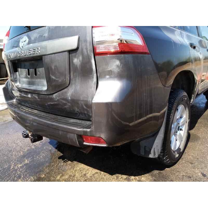 Recambio de paragolpes trasero para toyota land cruiser (j15) 3.0 turbodiesel cat referencia OEM IAM   