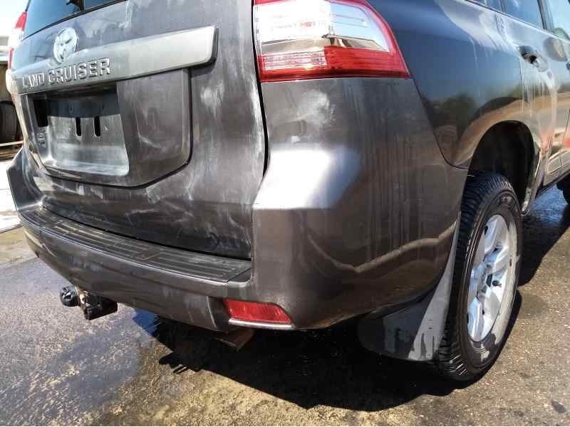 Recambio de paragolpes trasero para toyota land cruiser (j15) 3.0 turbodiesel cat referencia OEM IAM   