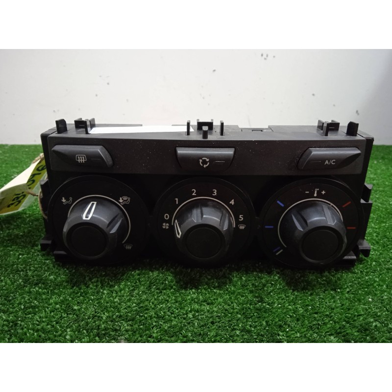 Recambio de mando calefaccion / aire acondicionado para citroën c3 1.0 vti referencia OEM IAM 400018004 09-17 