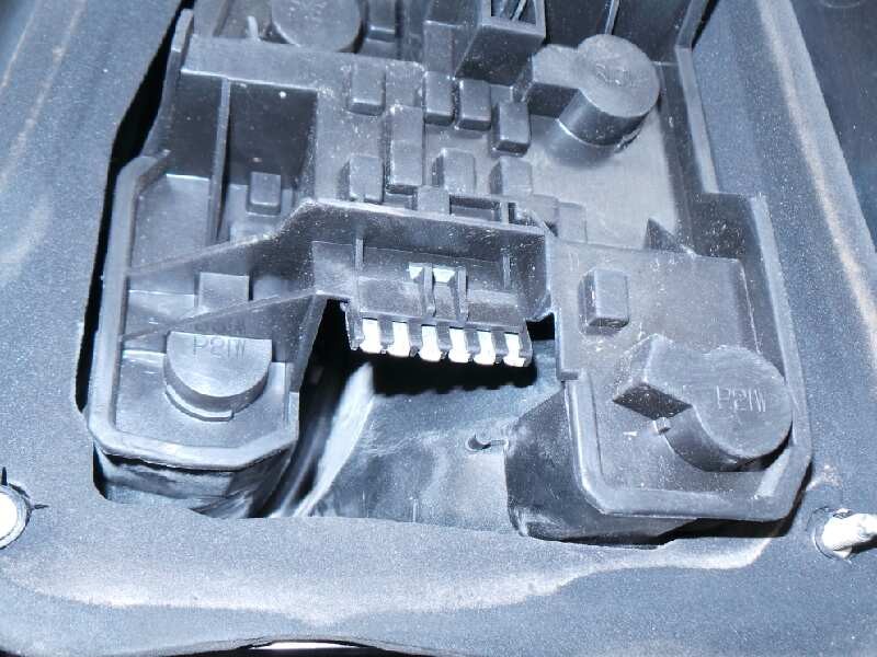 Recambio de piloto trasero izquierdo para mg serie 45 (t/rt) referencia OEM IAM  4.PUERTAS 