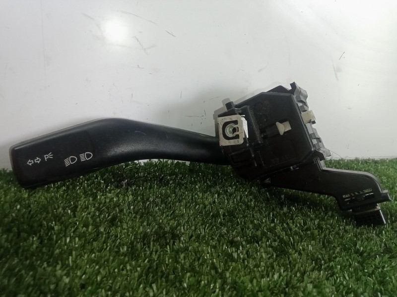 Recambio de mando luces para volkswagen golf v berlina (1k1) 1.4 16v referencia OEM IAM 1K0953513  