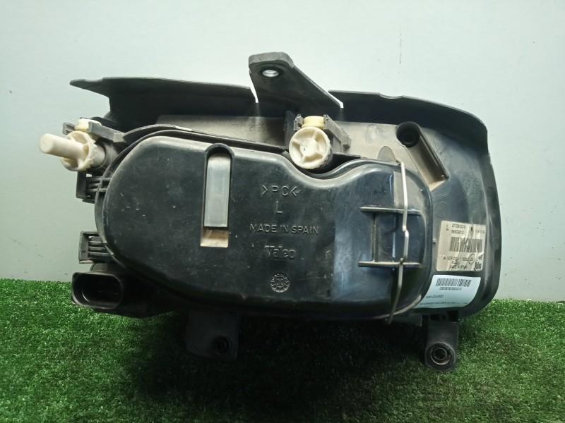 Recambio de faro izquierdo para volkswagen polo berlina (6n2) 1.0 referencia OEM IAM 6N1941015AD-89302810 00-02 TRANSPARENTE