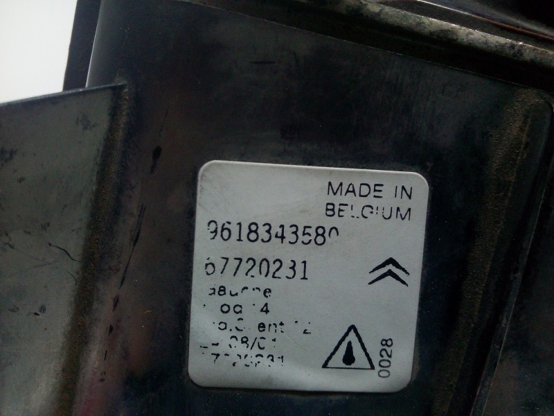 Recambio de faro antiniebla derecho para citroën saxo 1.4 referencia OEM IAM 9618343580 2-SERIE H-1