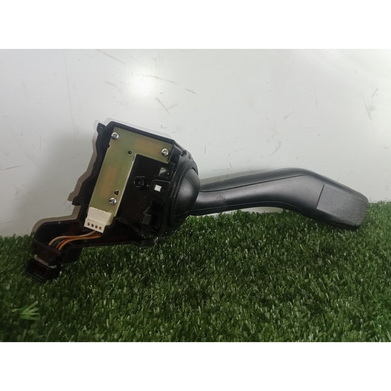 Recambio de mando luces para volkswagen golf v berlina (1k1) 1.4 16v referencia OEM IAM 1K0953513  