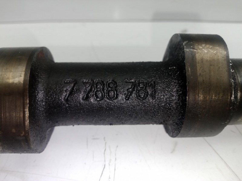 Recambio de arbol de levas para bmw serie 5 berlina (e60) 3.0 turbodiesel cat referencia OEM IAM   