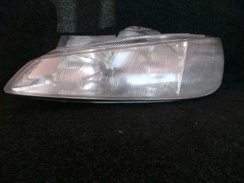 Recambio de faro izquierdo para peugeot 406 berlina (s1/s2) 1.9 turbodiesel cat referencia OEM IAM  95-99 