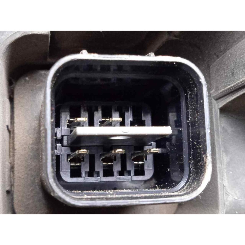 Recambio de faro derecho para kia carens 2.0 crdi referencia OEM IAM SINREFERENCIA 02-06 