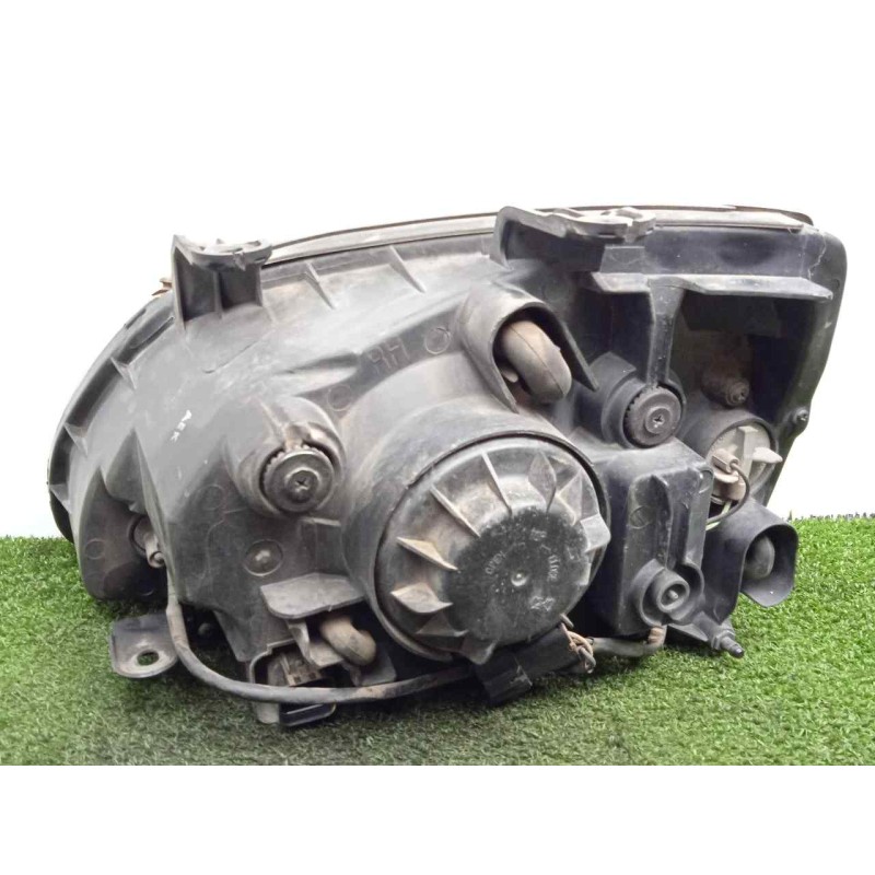 Recambio de faro derecho para kia carens 2.0 crdi referencia OEM IAM SINREFERENCIA 02-06 